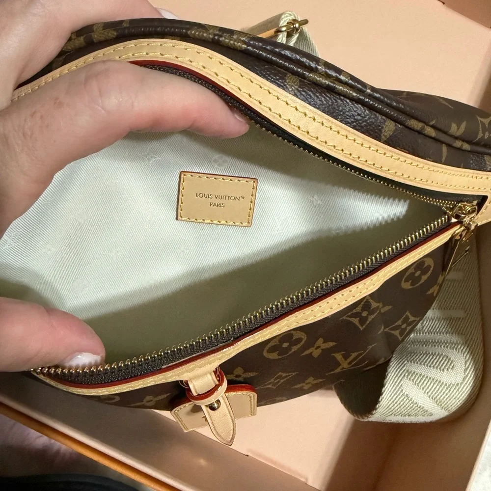 Louis Vuitton Brown and Tan Monogram High Rise Bumbag - Picture 7 of 10